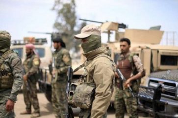 Des miliciens kurdes des FDS