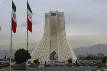 Place Azadi à Téhéran