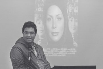 Le journaliste Saeed Kamali Dehghan a réalisé un documentaire dans lequel il a assuré que la jeune manifestante Neda Agha-Soltan a été tuée par les renseignements iraniens lors des manifestations de 2009 alors qu’elle a été tuée par ses agents traintants