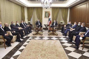 Rencontre entre le nouveau Premier ministre Moustafa Adib avec le bloc parlementaire du Hezbollah pour les consultations destinées à la formation du nouveau cabinet minstériel