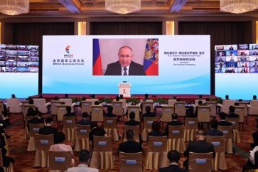 Discours de Poutine, lors du sommet des Brics en Chine.