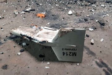 Une partie d'un véhicule aérien sans pilote, que les autorités militaires ukrainiennes ont décrit comme un drone suicide Shahed-136 de fabrication iranienne, qui a été abattu  dans la région de Kharkov le 14 septembre