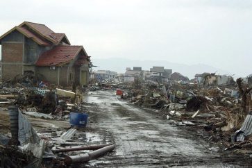 Le séisme le plus meurtrier du XXIème siècle a été celui de Sumatra en Indonésie qui a été accompagné d'un tsunami