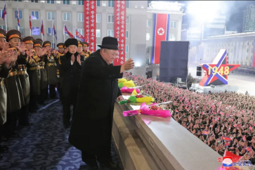 Kim Jong Un lors d'une parade militaire le 8 février 2023.