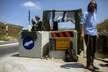 Point de  contrôle israélien proche de la colonie de Homesh