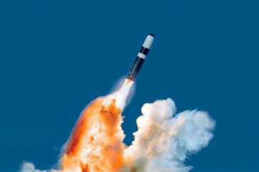 Tir d'un missile balistique américain Trident (illustration)