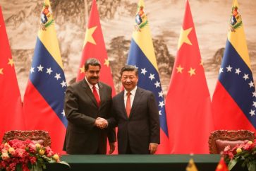 Les présidents chinois et vénézuélien Xi Jingping et Nicolas Maduro