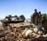 Soldats libanais en face du char israélien