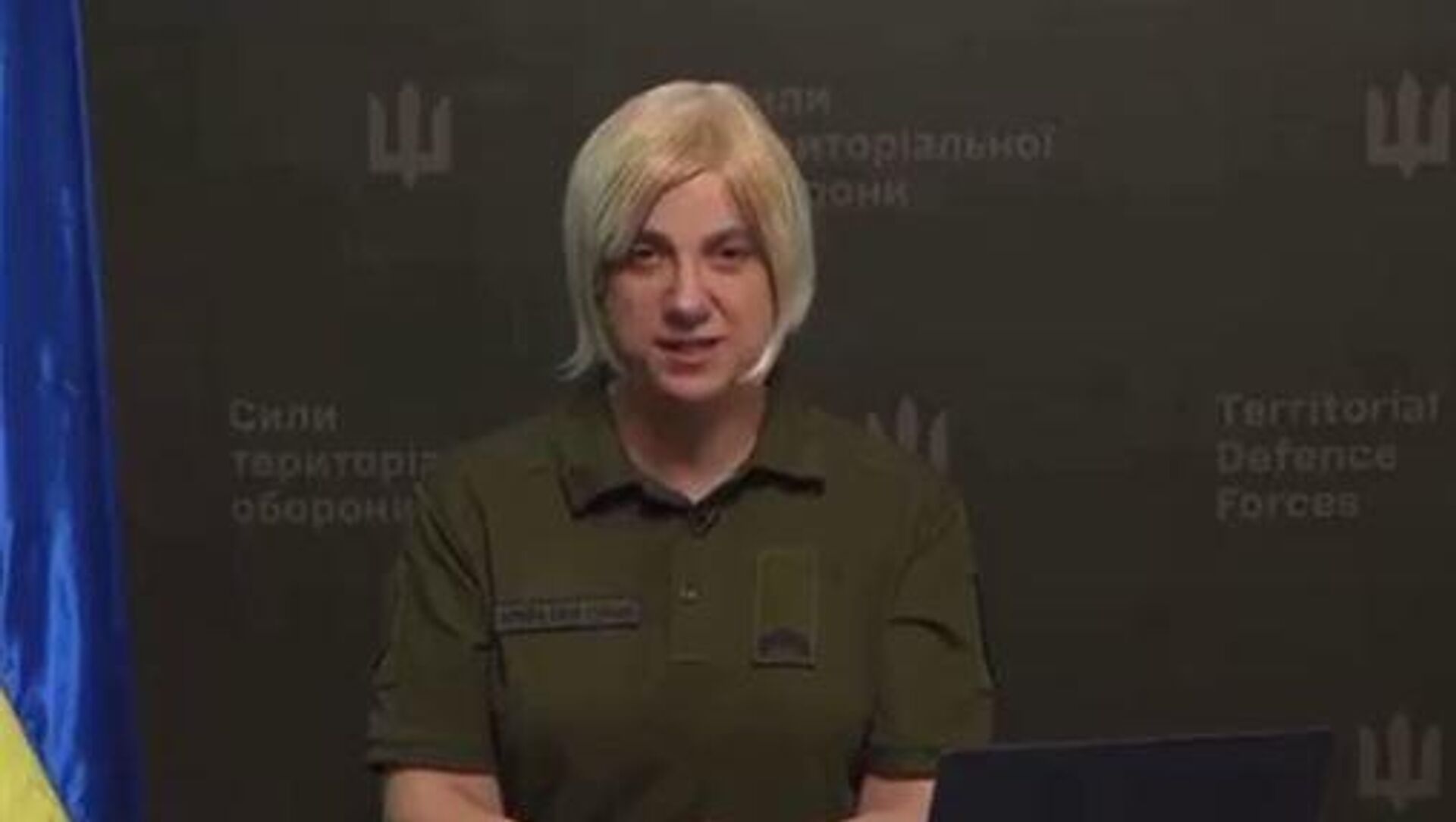 Sarah Ashton-Cirillo porte-parole des Forces de défense territoriale ukrainiennes.