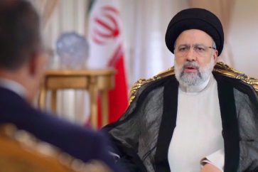 Le président Ebrahim Raïssi s'exprime dans une interview exclusive accordée à la chaîne de télévision américaine NBC dans la capitale Téhéran, le 12 septembre 2023.