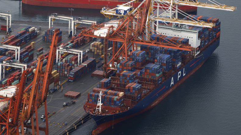 Un porte-conteneurs, dans le port de Vancouver (Colombie-Britannique), le 20 novembre 2021 (photo d’illustration).