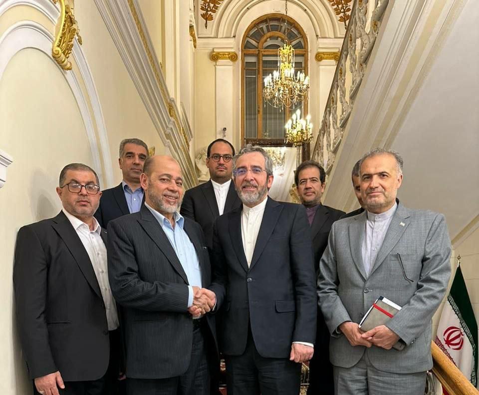 Une délégation du Hamas au siège de l'ambassade d'Iran à Moscou.