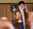 Le Leader de la RII, l'Ayatollah Sayed Ali Khamenei, reçoit en audience un groupe de travailleurs à l'occasion de la Semaine du Travail, le mercredi 24 avril 2024. ©leader.ir