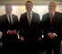 Le pasteur Johnnie Moore et le rabbin Abraham Cooper avec le ministre syrien des AE Ahmad al-Chibani