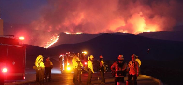 <a href="https://french.manartv.com.lb/3332100">USA : Le plus grand incendie de forêt de l&rsquo;année en Californie s&rsquo;étend sur plus de 28.300 hectares. « Trump doit se RÉVEILLER »</a>