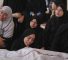 Des femmes palestiniennes en deuil assistent aux funérailles de leurs proches tués dans un bombardement israélien, contre Deir al-Balah, dans la bande de Gaza, le 12 juillet 2025. ©AP