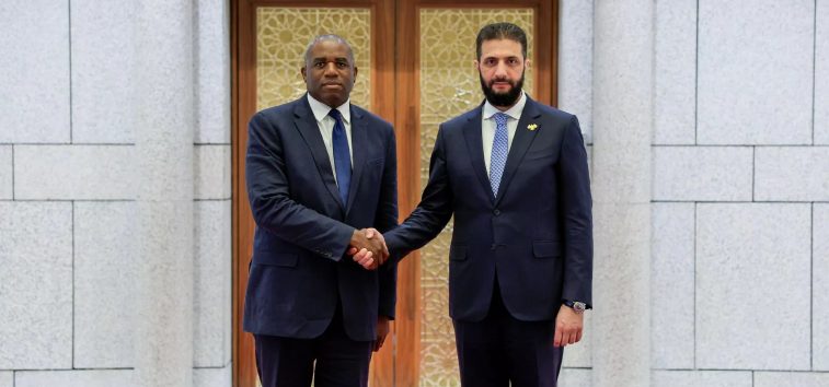 <a href="https://french.manartv.com.lb/3332716">Le Royaume-Uni annonce le rétablissement de ses relations diplomatiques avec la Syrie. Première visite en 14 ans de son ministre des AE à Damas</a>